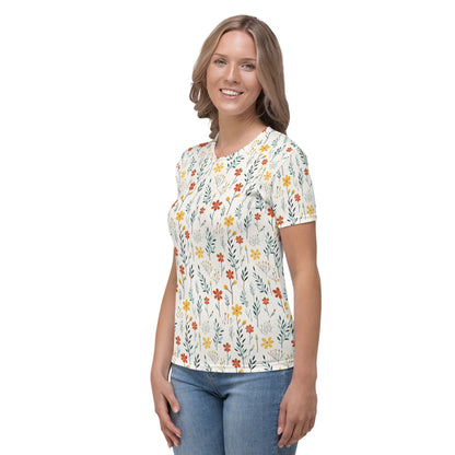 Little flowers and foliage Women's T-shirt